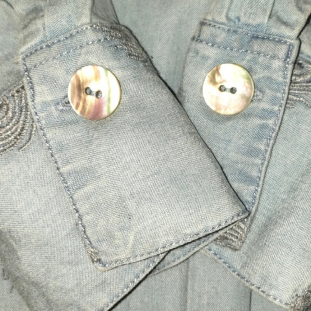 Soft Surroundings Paisley Park Chambray Feather Embroidered Tunic Shirtdress - Picture 3 of 6